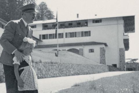 Hitler with little girl visiting the Berghof hitler and girl, berghof