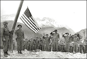 3rd Infantry with US flag, occupation of Obersalzberg 1945