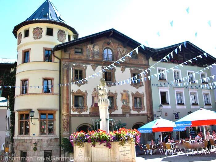 Berchtesgarden Markt with fountain