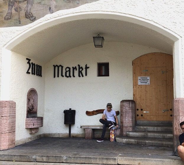 Boarded-up doorway, former shortcut to town of Berchtesgaden from Bahnhof Boarded-up doorway, former shortcut to town of Berchtesgaden from Bahnhof