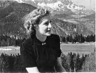 Eva Braun on Obersalzberg Eva Braun on Obersalzberg