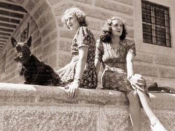 Eva and Gretl Braun at the Eagle's Nest thumbnail