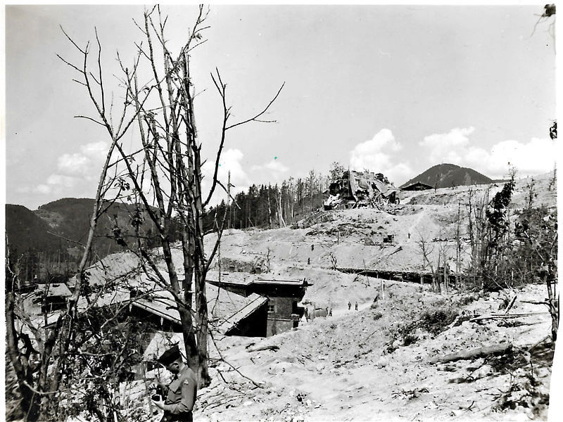 Obersalzberg after bombing, Hotel zum Tuerken